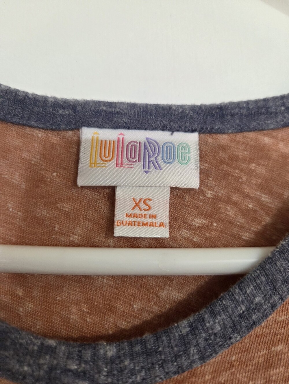 LuLaRoe Randy Top - Picture 4 of 6